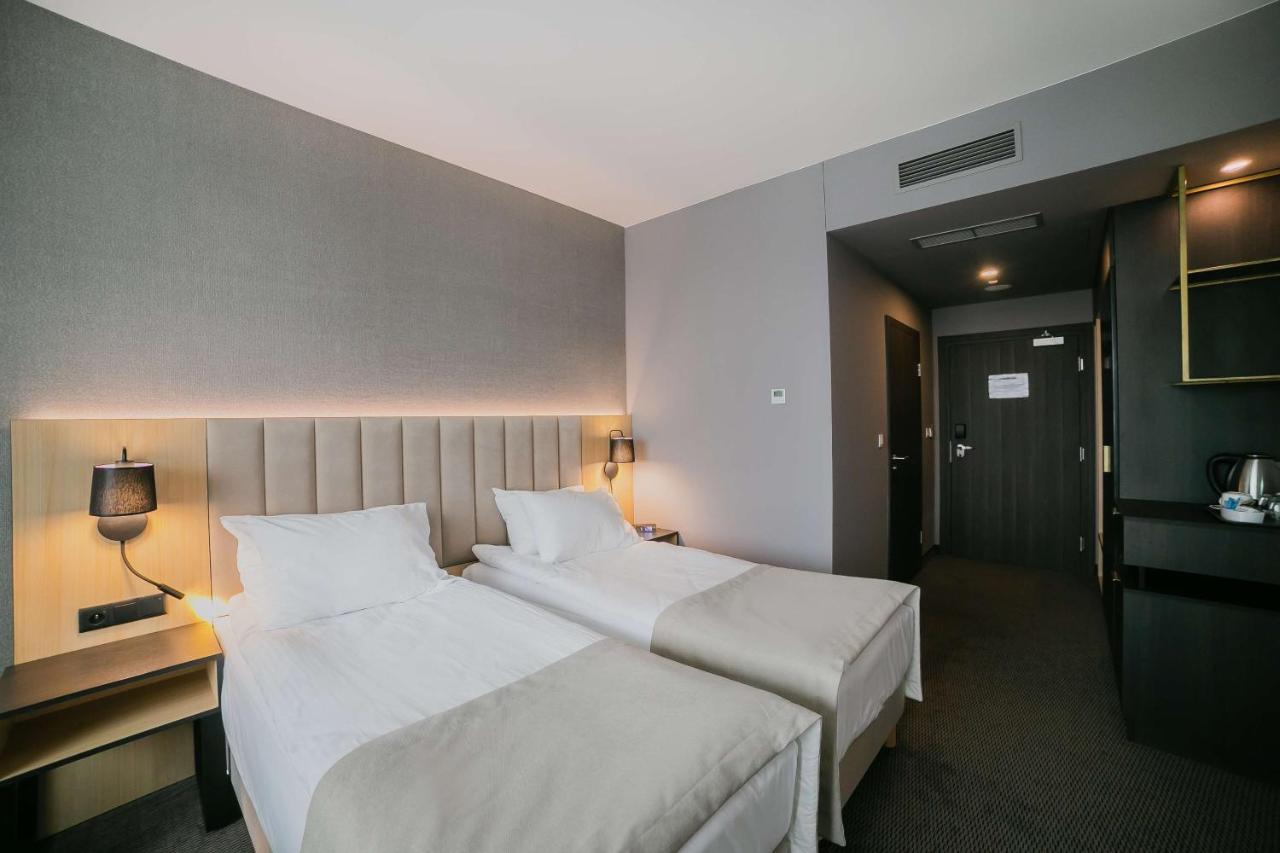 B&B Hotel Warsaw East Luaran gambar